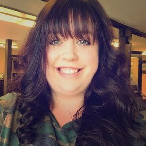 Meet your Posher, Courtney